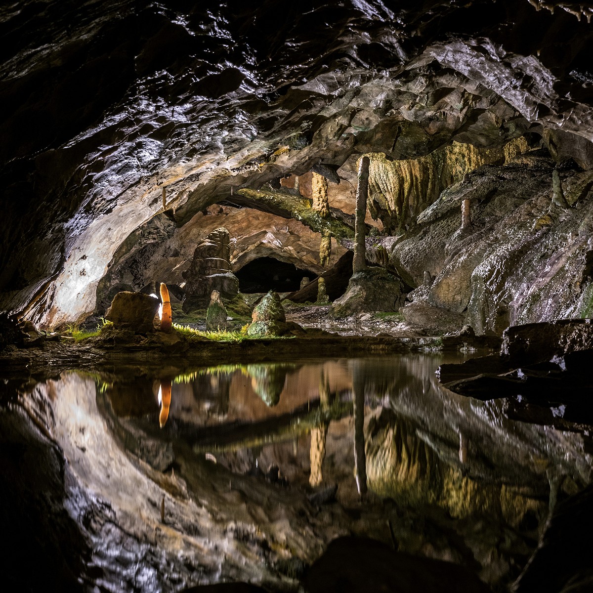 St. Beatus Caves